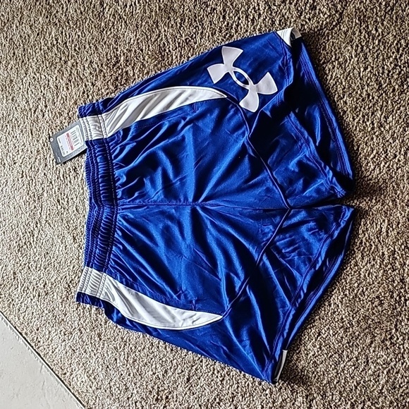 Women's Under Armour 6 inch Basketball Short - Picture 1 of 7
